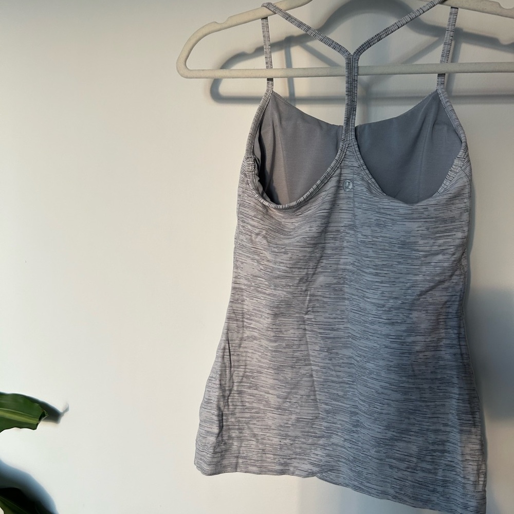 Lululemon workout tank